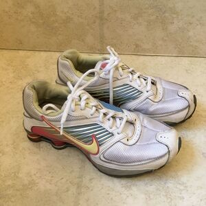 NIKE SHOX‎ TURBO 8 IN VERY GOOD CONDITION